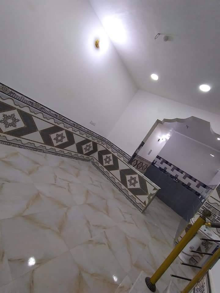 دار البيع ١٠٠متر طولني منطقة حي الصحفيين الاستفسار *********** جاهز السكن قاط واحد بناء حديث
