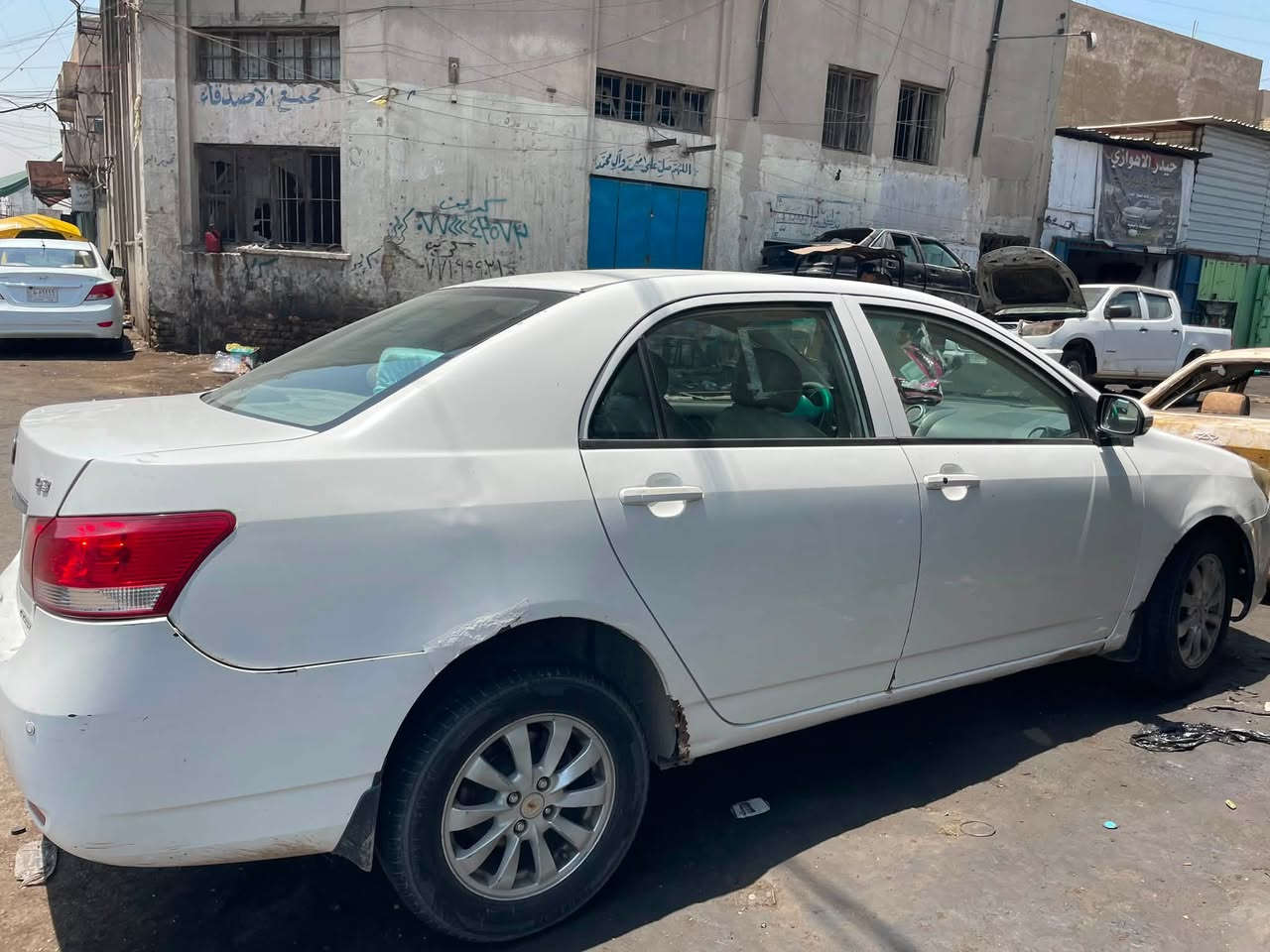 BYD G3 2015 كير أوتوماتيك تبريد شغال ثلج رقم واسط مشروع وطني هزه ماصاقطه  السياره بأسمي سيارة جاهزه بس بيها  خياسات بالداير مكاني بغداد ***********
