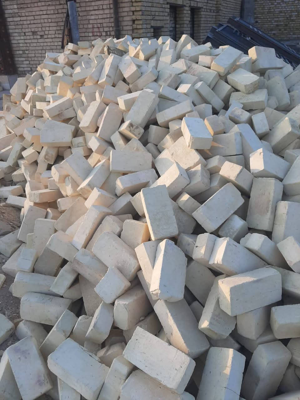 انواع اطابوق درجه اولى 
الاستفسار 📞*********** 
طابوق اطيب✅***********
طابوق بيرنه دراجه أولى✅
طابوق انجكتر ✅
نتعهد بكافت المسئوليه والعدد ونوعيه  📤
وسيكون التوصيل بإتمام الوقت 🕕 اخوان السعر مايتحدد  كل مكان وله سعر
