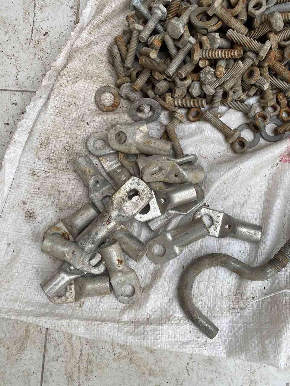 متوفر براغي مال كهرباء ضغط عالي وترامل


**إذا كنت صاحب هذا الإعلان وتريد حذفه لأي سبب، رجاءا أرسل رسالة إلى الدعم الفني**