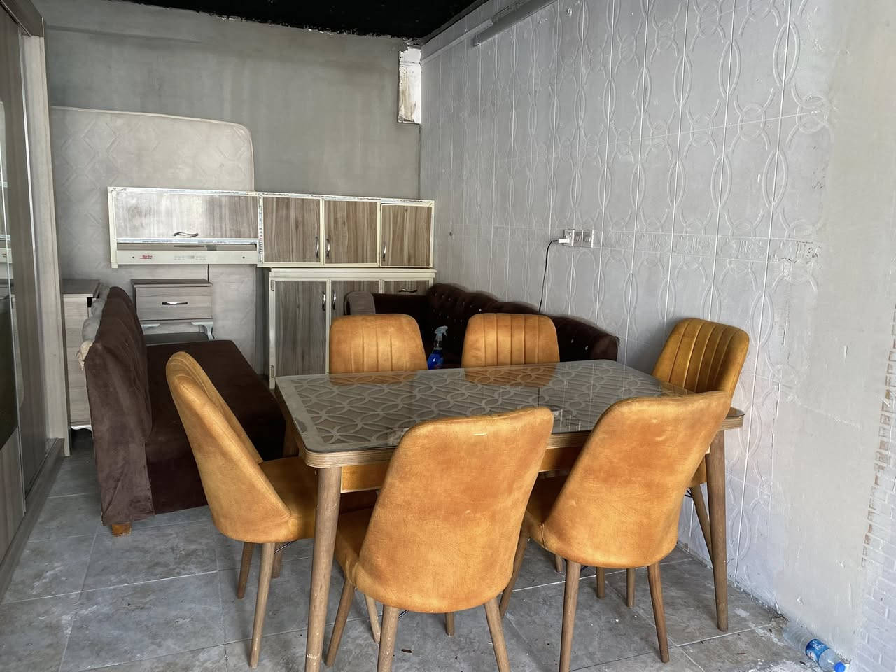 العنوان اربيل فرمان بران 

شارع (15) قرب مدرسة السعاده الاماراتيه 

للاستفسار____فايبر +  واتساب  ***********📞📱

يوجد لدينا توصيل وشد داخل اربيل وبسعار مناسبه
