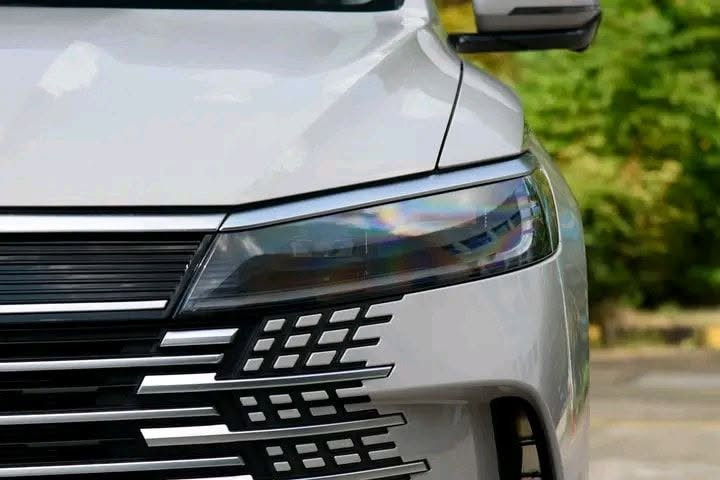 🚗 سيارة BYD SUV كهربائية للبيع
استمتع بالتكنولوجيا الحديثة والقيادة المريحة مع سيارة BYD.
✅ تصميم عصري
✅ بطارية قوية
✅ قيادة هادئة ومريحة
📩 راسلنا الآن لمعرفة السعر والتفاصيل.


**إذا كنت صاحب هذا الإعلان وتريد حذفه لأي سبب، رجاءا أرسل رسالة إلى الدعم الفني**