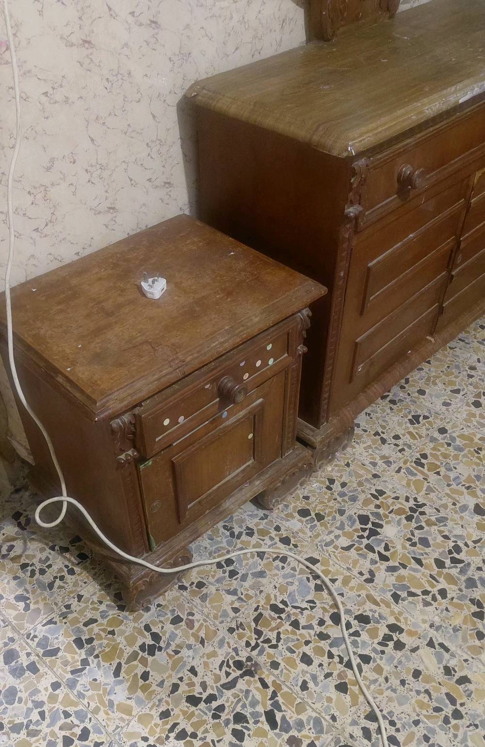 الصاج اولي 
جرباية موجوددة مفتةدوحة يرادلهة تصليح ونصب
سعره ٣٠٠
زعفرانية