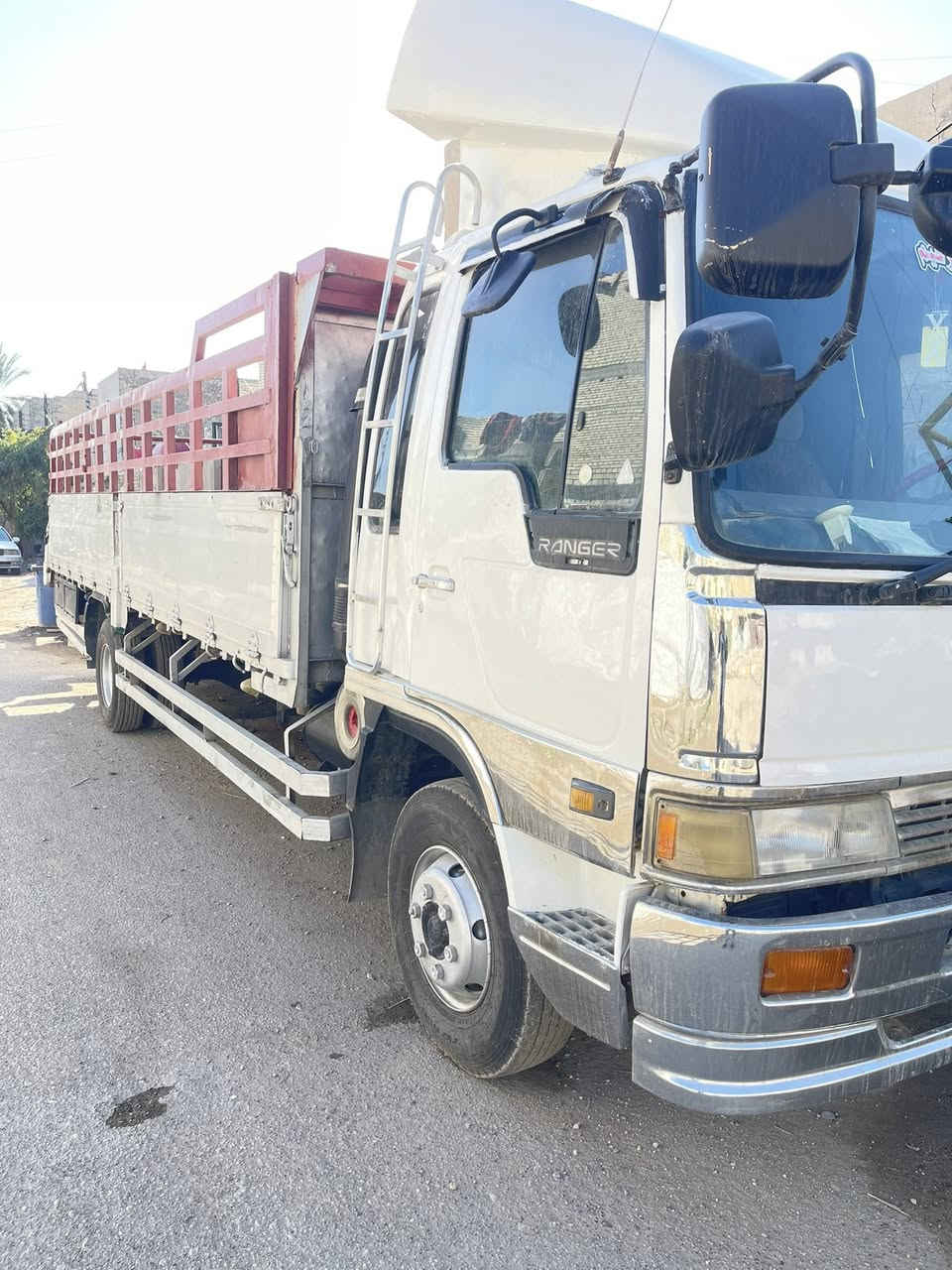 السلام عليكم
هينو طيره رقم ميسان مشروع وطني  
انكليزي بسمي شرط تحويل ثاني يوم 
الون ابيض مكينه 70شرط لاتبخير ولا تنقيص ولا مفتوحه 
شاصي 6وربع بلادي 
تخم تاير جديد 6
باتريات جدد بعدهن بظمان
بدي اربع قطع صفاح ينفتحن 4
مكان بغداد 
شراي يتصل ***********
سعر 165بيهة مجال قليل
