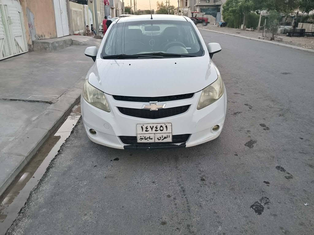 شۆفرلێت سایەڵ بۆفرۆشتن 

دوو پارچەی بۆیاخە بێ مسرفە و ماڵی دۆستە بەنزین بۆنی اکا
سەیارەی ماڵی خۆمانە  4جام کارەبایە تبریدە بێ تەقە و ڕەقەیە وکالە تحویل بشرت 
مشتەری نیت سەرمان مەیە شێنە 
سعری 60گڵاو مەعمەلەیە
*********** كالار, السليمانية
