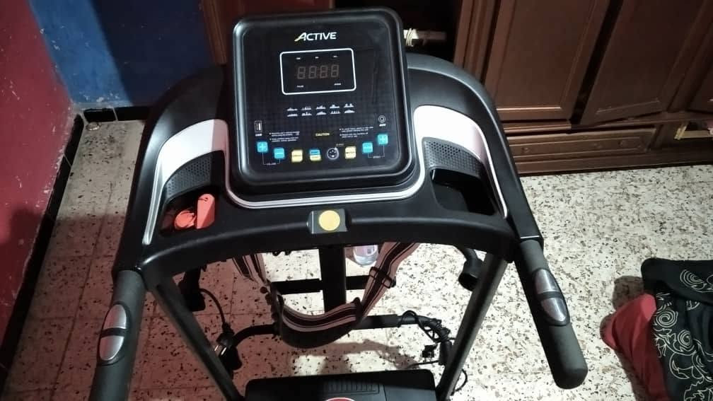 طابي سبور في حالة جيدة خادم اقل من شهرين السعر  65000 ثابت
0550 24 92 42


**إذا كنت صاحب هذا الإعلان وتريد حذفه لأي سبب، رجاءا أرسل رسالة إلى الدعم الفني**