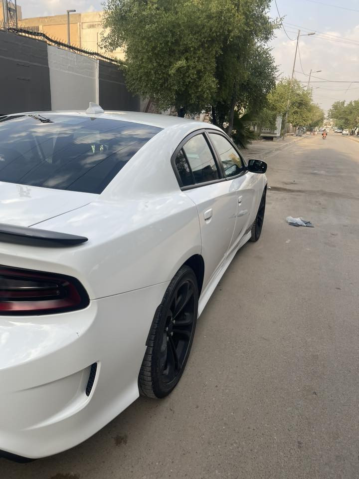 دوج جارجر موديل 20 محرك 6 سلندر ماشية 51 الف جديدة السيارة مبدلة بيهة بابتين فقط بدون صبغهن السيارة نضيفة جداً فول مواصفات عدا الرادار السيارة تو ويل مكانهة بغداد الحرية معروضة ب260$ وبيهة مجال حك الجية للتواصل ***********
