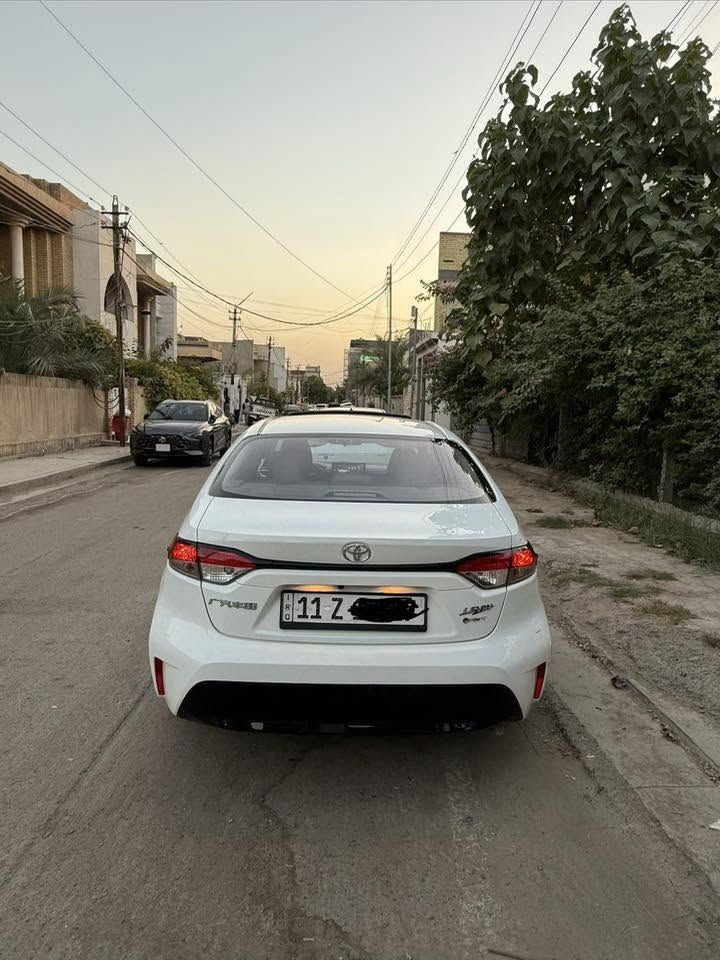 السلام عليكم كورله  خليجي شكل امريكي 2025 ماشيه 18الف السياره  رقم بغداد كفاله عامه ما عده شخوط بل دعاميه الأمامي والخلفيه وشويه بيها شخط بل جاملغ الخلفي السعر ب 150 ورقه وبيها مجال 
رقم ***********
مكاني بغداد الدوره
