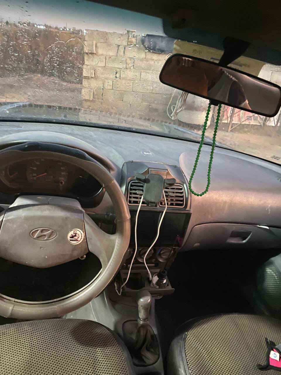 السلام عليكم اكسنت 2001للبيع سياره حلوه ونضيفه الكمبريسر ملغي الولد الي شتريت منه كلي شغال نقصها مشط ستيرن مكينه وكسر مكفولات ع ايدي السعر 45وبيها مجال للشراي مكاني باب الشرجي ساحه الطيران خلف التانكي***********
