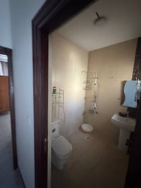 اليرموك محله ٦١٢ • بيت طابقين • ١١٠م