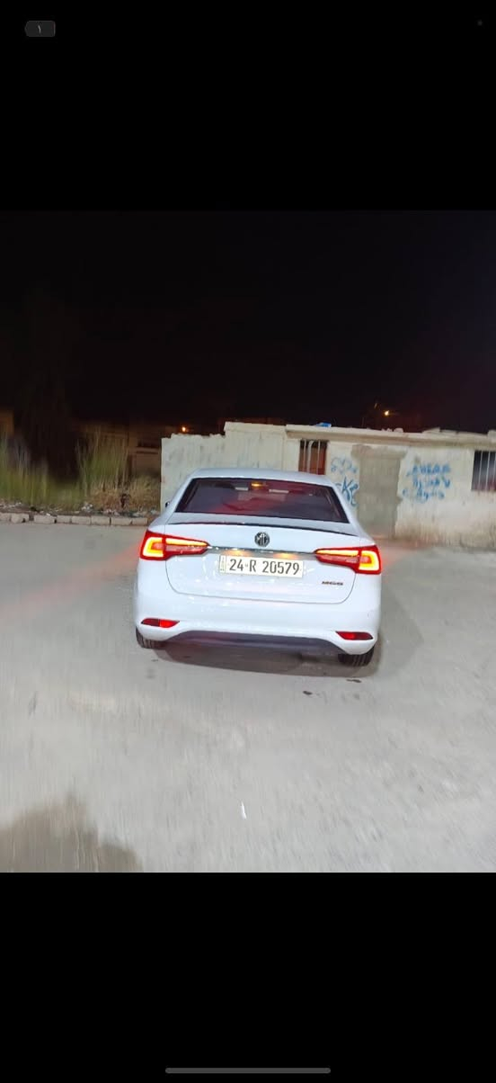 MG5
STDموصفات
السيارة ضمان شركة امجي نضيفه و حلوه حيل السيارة ع يدي صار الضرار الباب صبغ الجاملغ فقط كلير توحيد لوان 
وباب السائق بيه شويه باراد
السيارة مانقصها 
العنوان موصل 
للتواصل ***********
السعر 94وبيها مجال
