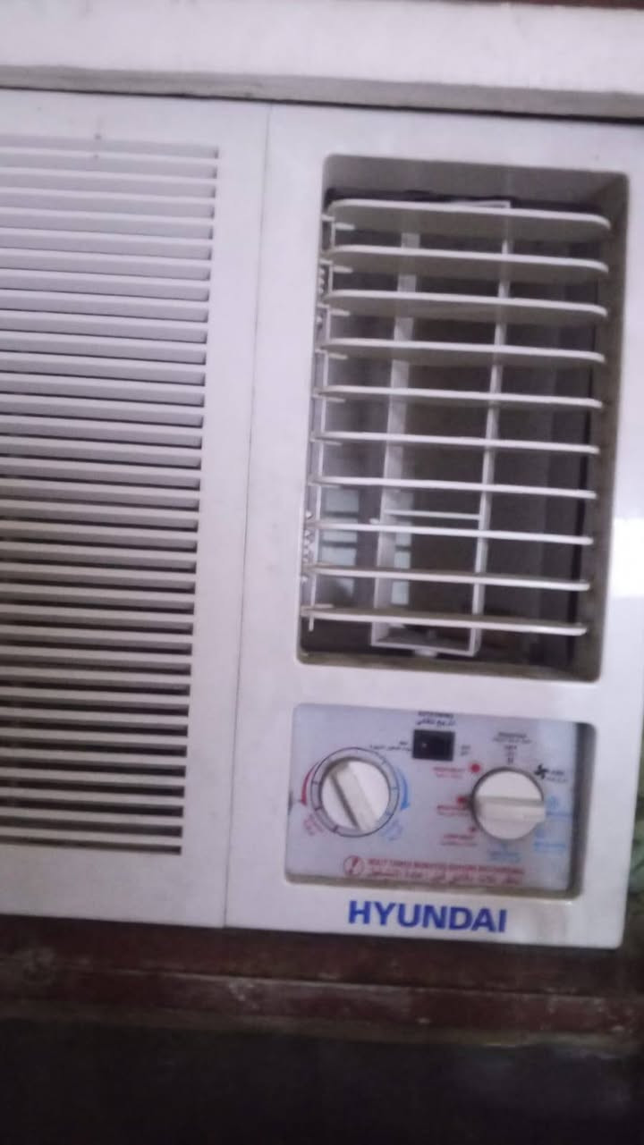 مكيف جديد طنين ستغدام شهرين سعره ٣٥٠ مكاني البياع رساله الأولى رقمي ***********وتساب وخط يشتغل
