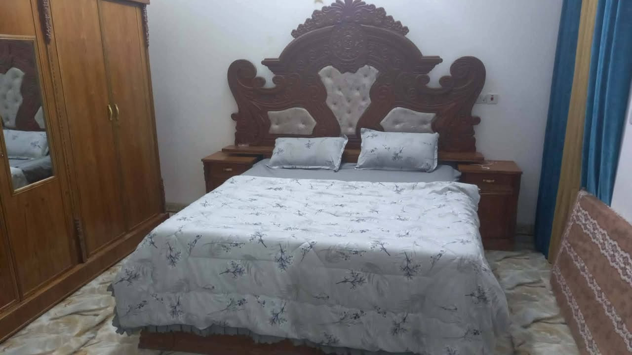 للبيع غرفه حطاطه سعر 850 وعنوان رمادي رقم *********** للإستفسار
