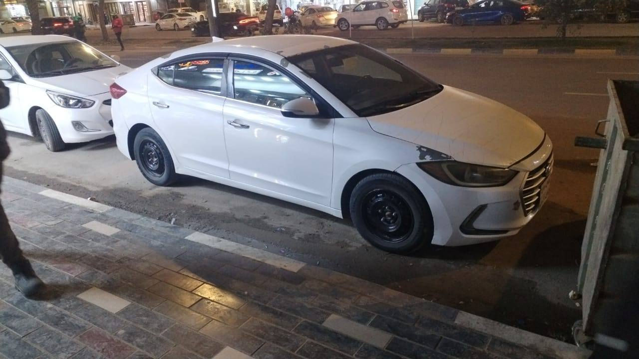 النترا رقم اربيل حسب مامعروضه كدامك 2017 بسه جراد كما موضع بصوره للعلم الامريكي بهاذا الموديل يجي صبغ طبقه خفيفه السياره معروضه ١٠٣ وبيه مجال للشراي مكان السياره بابل
***********
