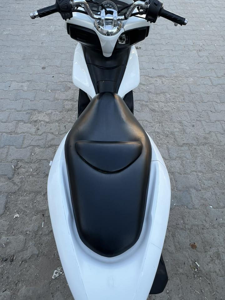 السلام عليكم bcx جيل اول ياباني Jf مال رنبة وصل رنبه بيهه ماشيه 29

مكينه برغي ممفتوح بيها شلعه معدل خير من الله 
تخم تاير البلادي مالها  كل نقص مابيها  
السعر. مليون و500

رقم ***********
مدينه الصدر
