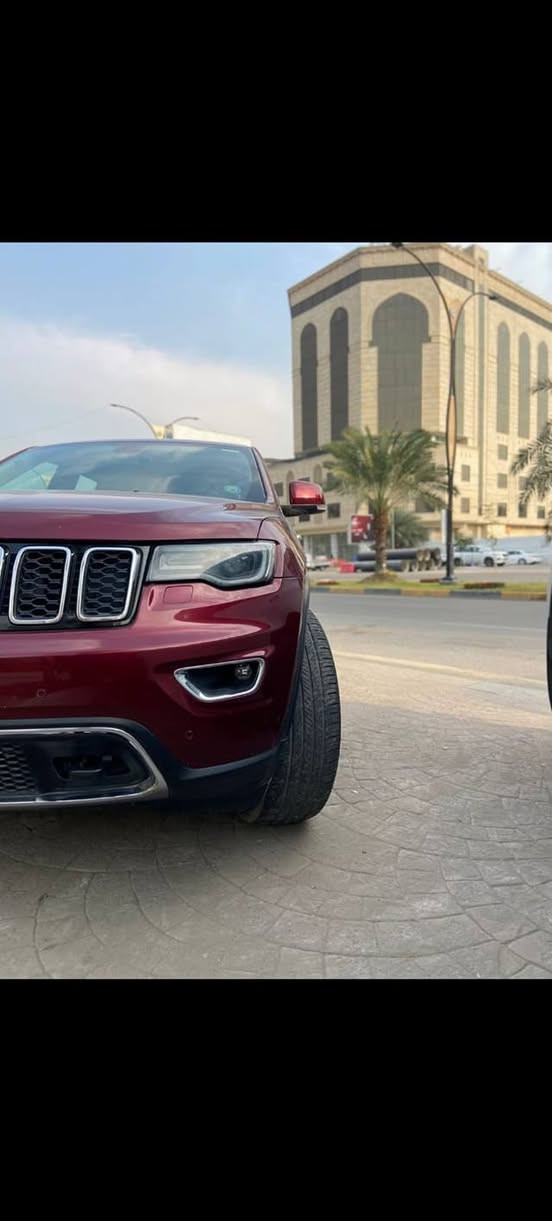 جيب خليجي لمتد .
الموديل: 2017. (خليجي) .

المحرك : V6. 3.6L .

ماشيه 98

بغداد تحويل مباشر :

المواصفات :

* دفع رباعي 4x4 . . 

* سقف بانوراما . 

* شاشه كبيرة 

* نظام الخرائط (GPS) .

* ستيرن كهربائي تدفئة . 

* تشغيل عن بعد .

* صندوق كهربائي ..

* حفظ وضعيات الجلوس (ميموري) . 

* المقاعد الأمامية كهربائية. تدفئة و تبريد .... 

* حساسات أمامية . 

* حساسات خلفية . 

* كاميرا خلفية .

* بخاخ ماء على المصابيح الامامي..

* مرايا متحسسه للضوء العالي . 

* مانع تصادم خلفي .

* بلوتوث تلفون . 

* محدد سرعة . جنطة كهرباء تشغيل عن بعد

* نظام التشغيل والاطفاء الاوتوماتيكي ( Auto Start System ) .

* نظام بريك اوتماتيكي ( Auto Break System )

مكان السيارة بغداد

السعر المطلوب 255 و بيها مجال بسيط 

الاستفسار اكثر اتصال على هذا الرقم 

***********
