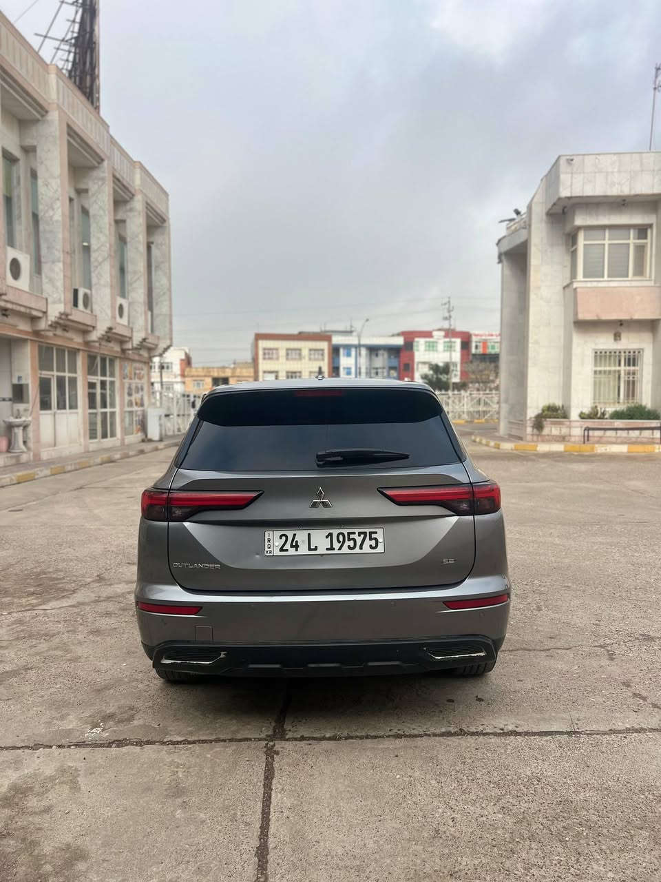 مسيبوشي ئوتلندر 2023
سعر 188 ورقه مجال
ضرر.بنيدصبخ بدون دواخل كل شرط

مواصفات فول بس بدون فتحه
محرك 4 سلندر حجم 2.5
7 راكب  مكان سيارة عقرة  *********** واتساب 

بصمه
بريك بصمه
باب بصمه
كوشن كاربايي
كوشن جلد
كوشن هيتر
5 كاميرات
سندوق شفت
ويل كب كروم
رادار امامي+خلفي+جانبي كل بيلادي
حجر كزوز رادار بيلادي
