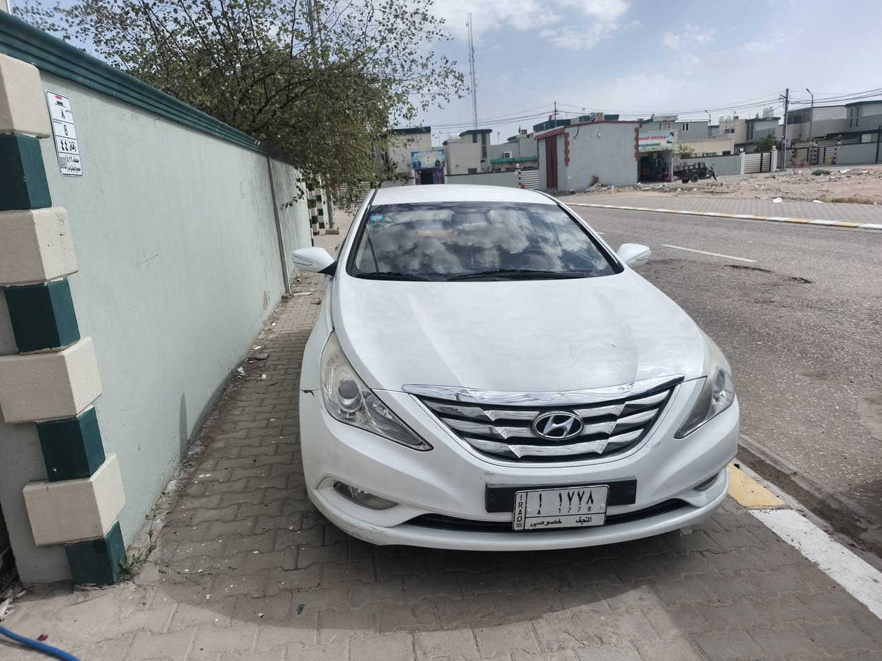 السلام عليكم سوناتا للبيع ٢٠١١ بأسمي كير محرك جدد منضومه تبريد جديدة تخم تاير جديد بيها فقط الي مأشر عليهن مكانها النجف للاستفسار ***********
