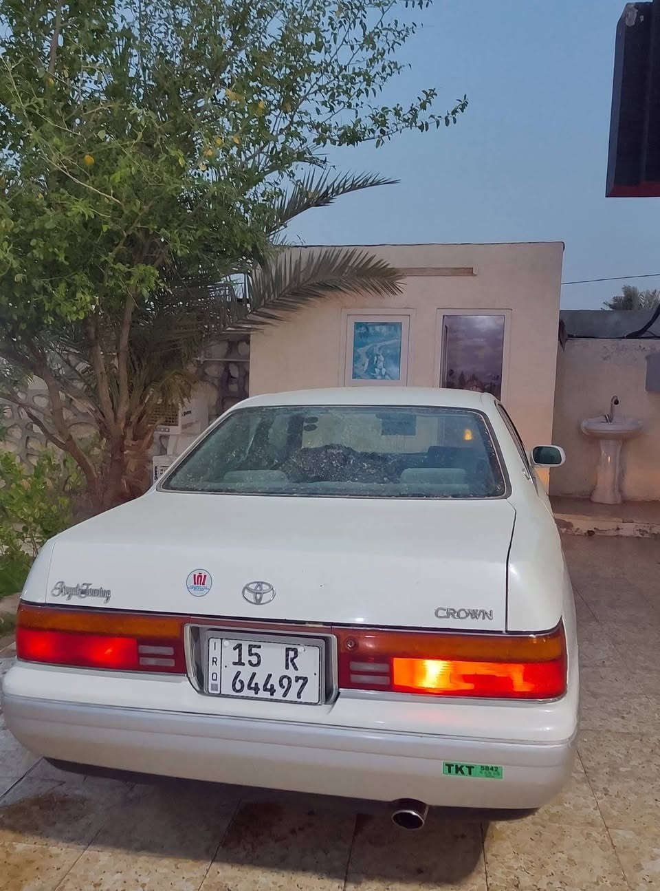 السلام عليكم للبيع بطه منفصل موديل 95مكفوله من الكصه والضربه ونقل جثه مكينه كير حداديه تخم تاير مكينه ففتي فيشه وبطل دواخل جديده كهربائيات كلها شغاله السياره جاهزه من كلشي جام اخضر رقم انبار انكليزي تحويل بكل المحافضات سنويته لل30 تحويل ثاني يوم السعر 65 
الرقم ‏‪0784 526 8907‬‏

