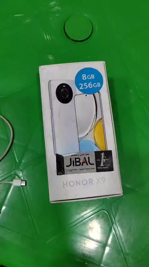 سلام عليكم هونراكس ٩ للبيع استخدام شخصي سعر ١٥٠، رقم ***********
