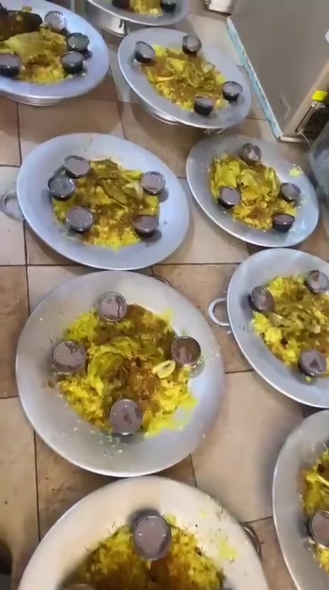 سلام عليكم مستعدون لطبخ جميع الثوابات والمناسبات اخوكم عقيل الطباخ ***********/***********
