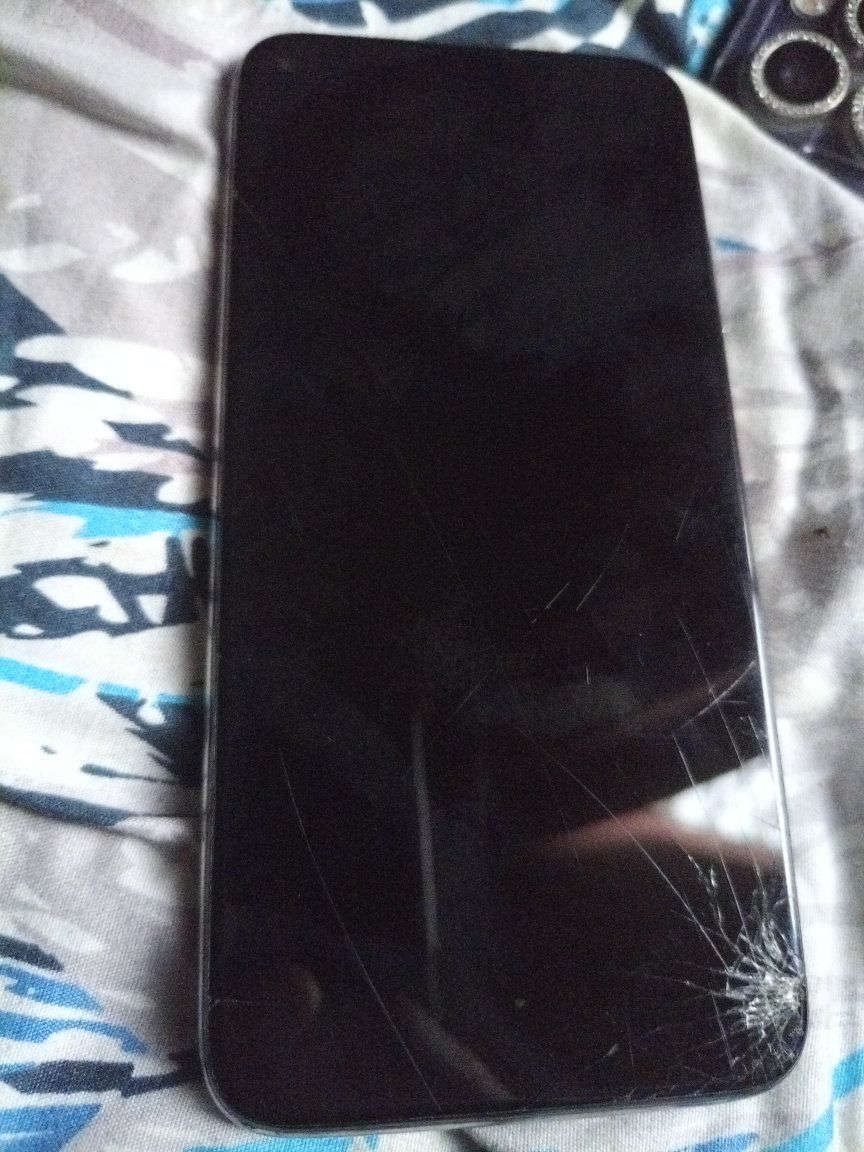 للبيع جهاز ب٦٠ 
***********
