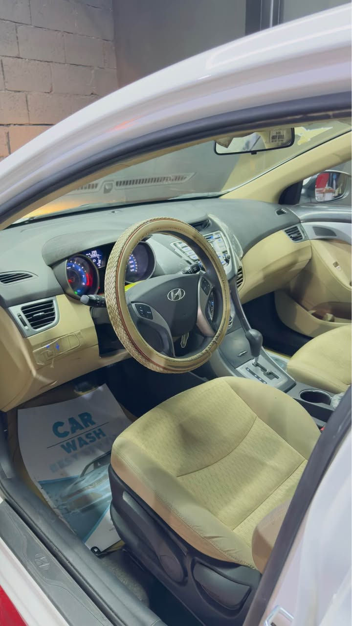 ‏

بسم الله الرحمن الرحيم

النترا ٢٠١٤

يد واحد ماشي ٥٥ الف حقيقي

ما بيها ٢٥٠ دينار مسروف 

بنسبة الصبغ بس شبر صبغ تحت الرقم بل صندوق 

*********** واتساب أربيل, العراق
