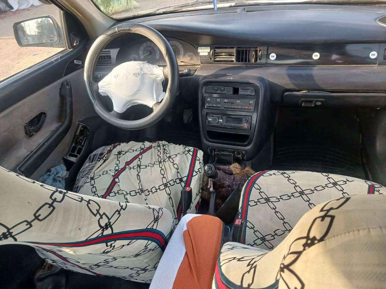 السلام عليكم سمند للبيع ٢٠٠٩ مصفره هيه وغرامات السياره ناعمه مابيها ولا طخه مكفوله كير مكينه جدد حداديه صدر درايم شفتات جدد السياره بلاديه  المكان واسط الصويره *********** السعر 26 وبيها مجال
