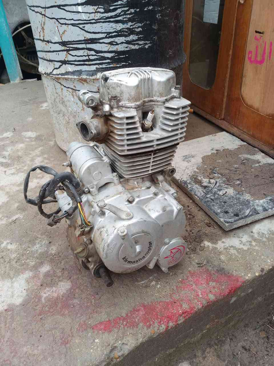 السلام عليكم مكينة ستوتة جمرة للبيع مفتوحة مرة وحدة مبدل ولفات مكاني بابل مقابيل  صيطرت الاثار السعر 75  الاتصال على الرقم الرقم مفتوح 24 ساعة ***********
