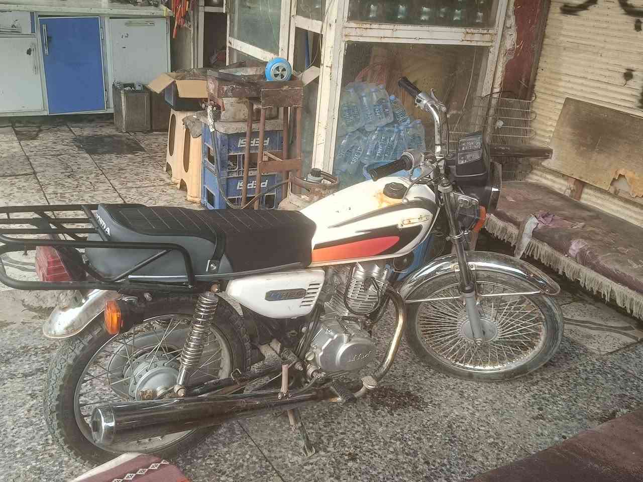 نامه موديل 2020 المحرك 2025
الدرجه نضيفه خير من الله والسعر خاص متواجد ***********
