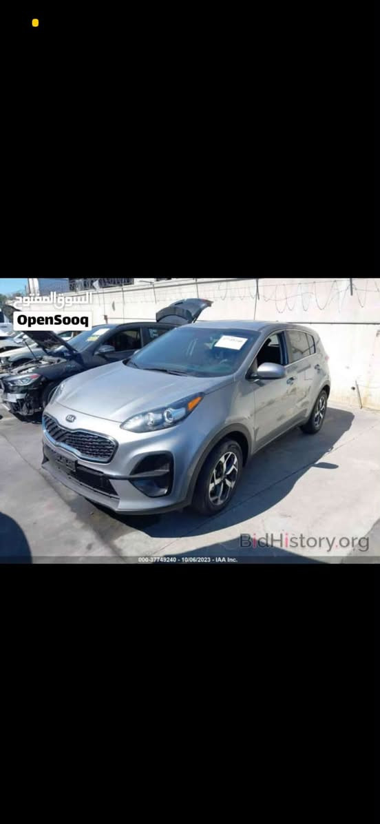 🚘 كيا سبورتج موديل 2022 - للبيع أو المراوس 🚘
المواصفات العامة:
 النوع: كيا سبورتج (Kia Sportage).
 الموديل: 2022.
 المحرك: 2.4 لتر (GDI) قوي جداً، نشيط واقتصادي.
 العداد (الممشى): 64 ألف كيلومتر فقط (ممشى قليل وممتاز بالنسبة لموديلها).
 الرقم: بغداد (جاهزة للتحويل مباشرة).
✨ حالة السيارة والمواصفات الداخلية:
 الضرر: السيارة مكفولة بالكامل بحالة الوكالة وبتقرير فني يثبت سلامتها.
 الداخلية: غرفة نظيفة جداً وبحالة ممتازة (كراسي مخمل أصلية بلون أسود).
 التحكم والتقنيات: تحكم ستيرن كامل (تثبيت سرعة + تحكم بالوسائط والاتصال)، دشبول ديجيتال، وشاشة لمس متطورة.
 الأمان: نظام بريك تلقائي عند الطوارئ (Auto Brake) لمنع التصادم + حساسات أمان.
💰 السعر:
 السعر المطلوب:170 ورقة (وبيها مجال بسيط وطيب للجادين).   

الاستفسار ***********
