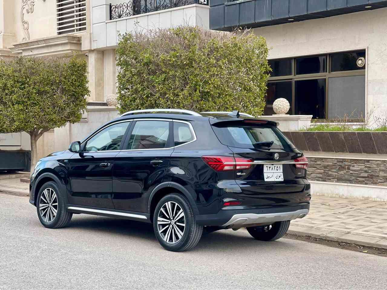 MG RX5 مۆدیل 2021 فول فولمسفات زمان شە ریکا  پانۆراما  کوشین جلد و کارە بای ناو سۆر   مە کینە 15تۆربۆ شاشە گە ورە  ڤۆلئۆم  تە نها 43هە زار رۆیشتیە  تە حدیل سورحە بسمە بریک بسمە زۆرمسفاتی تر هیجی نیە  لۆکە  بە  ناوی خۆمە سحری 120 )(*********** أربيل, العراق
