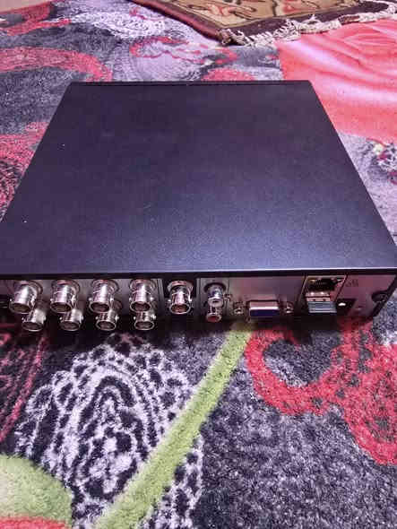 منظومة كامرات فول كلر ليلي نهاري  عدد  4 مراقبه دهوا كوريه صوت و صورة  بوليسيه  اتقاط صورة للوجه مع كامل ملحقات هارد ٥٠٠ كيكا  و كامرات ٤ تسجل صوت و صورة بنفس الوقت مع الربط و تحدث  عن طريق الهاتف  جهاز xvr يدعم حتى كامرات 8  يعني تكدر تضيف بعد كامرات  تحتوي الكامرت على فلاش اضائه  ١٤ لد ليلي  المكان الحله مركز المدينة  ***********
