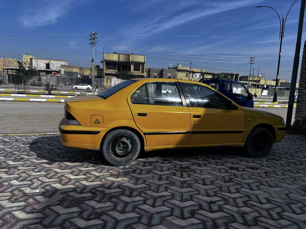 إسلام عليكم سمند البيع أو امراوس بسياره كير اتماتكي سياره حلوه ونضيف من كير ومحرك تبريد شغل تخم تاير جديد سعره 37بيه مجال رقمي***********
