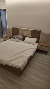 للبيع مكاني بغداد ابيع شلع كلهن بمليون وربع 07838471984