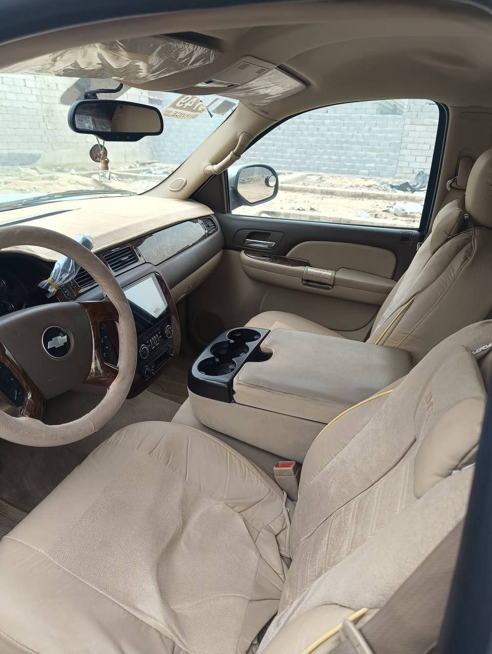 السلام عليكم تاهو 2009 وارد خليجي سياره نظيفه بيها بارد قليل سعر 210 بها مجال ***********
