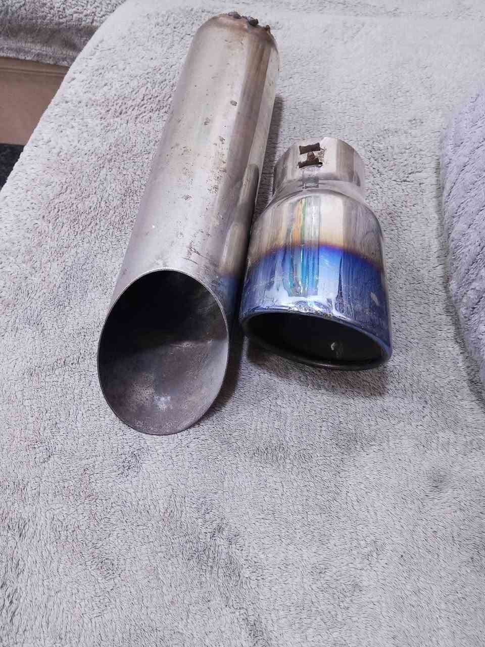 سلام عليكم
للبيع السعر ثنينهن 30
مكان بصرة رقم ***********
