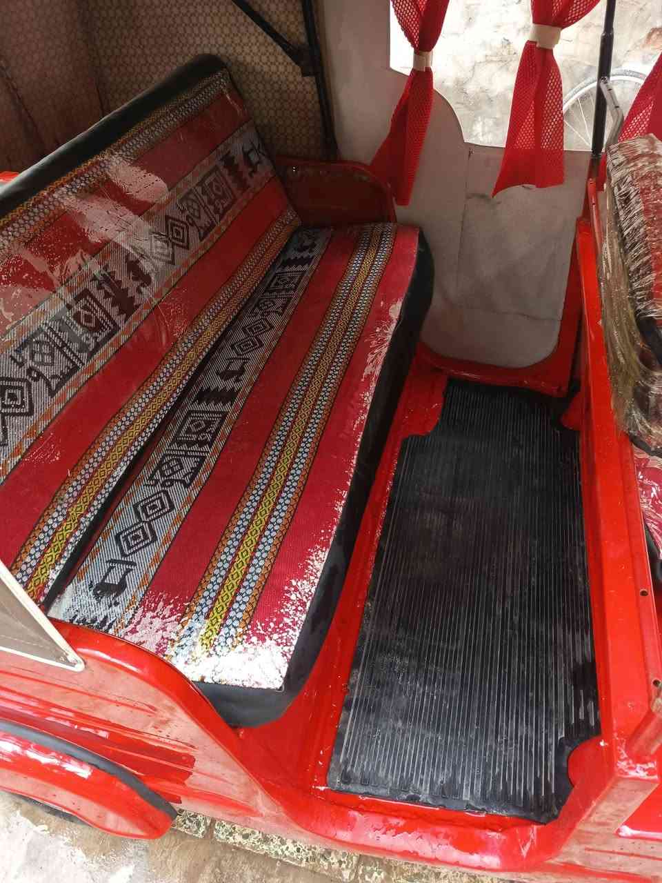 السلام عليكم تيك توك موديل 18 تكتك صبغ فرن جديد لا ضربه ولا اخياس تيك توك كهربائياتها كلها كامله رقمهاديالى مشروع وطني رقم انجليزي كهربائيات كلها كامله  تكتك بيها اكسل وكابريته عوزه تنظيف ماكينه لا تبخير ولا تنقيص مكانها ديالى خان بني سعد تكتك سعرها  4800 الرقم. ***********
