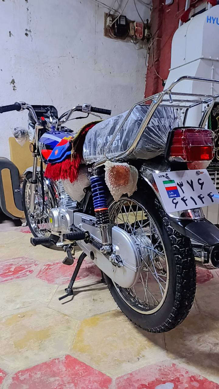 سلام عليكم دراجة للبيع نامه موديل 2026 صارله اقل (25)يوم من طالعه لون ازرق مميز الدراجه سبانه ما مطاخته بعده بالجيس قليل كلش اطلع بيه السعر 700 وبيه مجال قليل مكاني كربلاء امن الداخلي ***********
