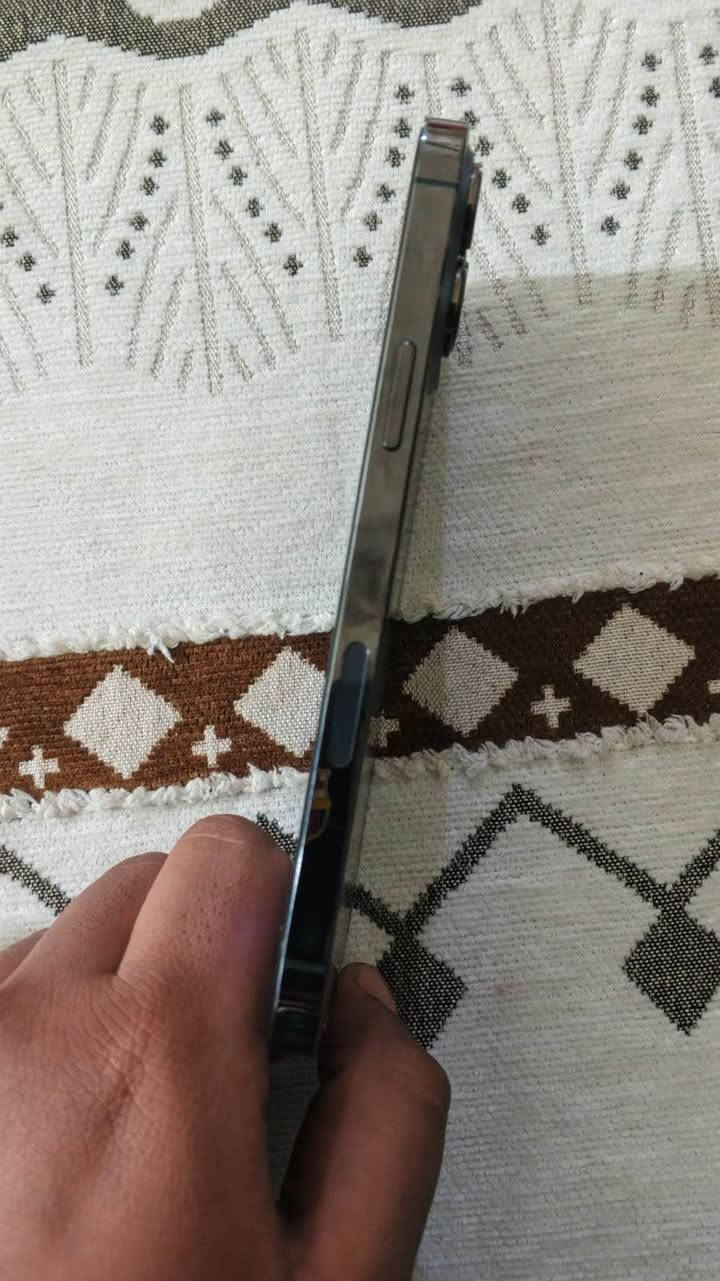 السلام عليكم ١٣ابرو ماكس الذاكره٢٥٦ الجهاز حلو ونضيف فقط مبدل بي شاشه اصليه مال تفصيخ ￼ جهاز حلو نظيف ما في أي￼شي السعر ٦٥٠

اتصال 📱 *********** الصويرة, واسط
