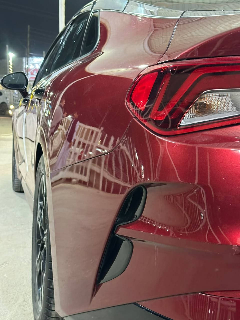 سلام عليكم 
للبيع سيارة: كيا K5 فئة جي تيLine GT 
صور الحادث مرفق 
•المواصفات :
سياره  جديده جديدة 
▪️السيارة: #كيا K5 GT Lina 
▪️الموديل:2021
▪️المحرك: 1.600 توربو 🚀✈️(اربعة سلندر)
▪️لايتات زينون اى مع حاجب LED مع اشارة LED‏
▪️بصمات عدد 2 للأبواب مع بصمة تشغيل
▪️اوتو. فور ويل
▪️رادار امامي مانع تصادم
▪️رادار جانبي (نقاط عمياء) بالمرايا الجانبية
▪️اشاير بالمرايا الجانبية
▪️كامرة خلفية دوارة اصل مع الستين 360
▪️شاشة الدشبول حجم كبير للتحكم بأيعازات السيارة
▪️كشنات السيارة جلد   
▪️تحكم فول كهرباء لكرسي السائق 
▪️تدفئة  لكشنات المقدمة
▪️خمسة وضعيات للقيادة
▪️تشغيل عن بعد
▪️سايد بريك دگمة
▪️تحكم ستيرن جهتين بلوتوث وحاكية وكروس سرعة وتحكم صوت 
▪️نظام ABS مانع انزلاق
▪️السيارة فول مواصفات 
   
السعر المطلوب : 157$

للاستفسار :*********** 

م/ السياره بيهه كم قطعه كلير من امريكا او بيهه البنيد السونار موجود 
السياره موجوده بلنجف
