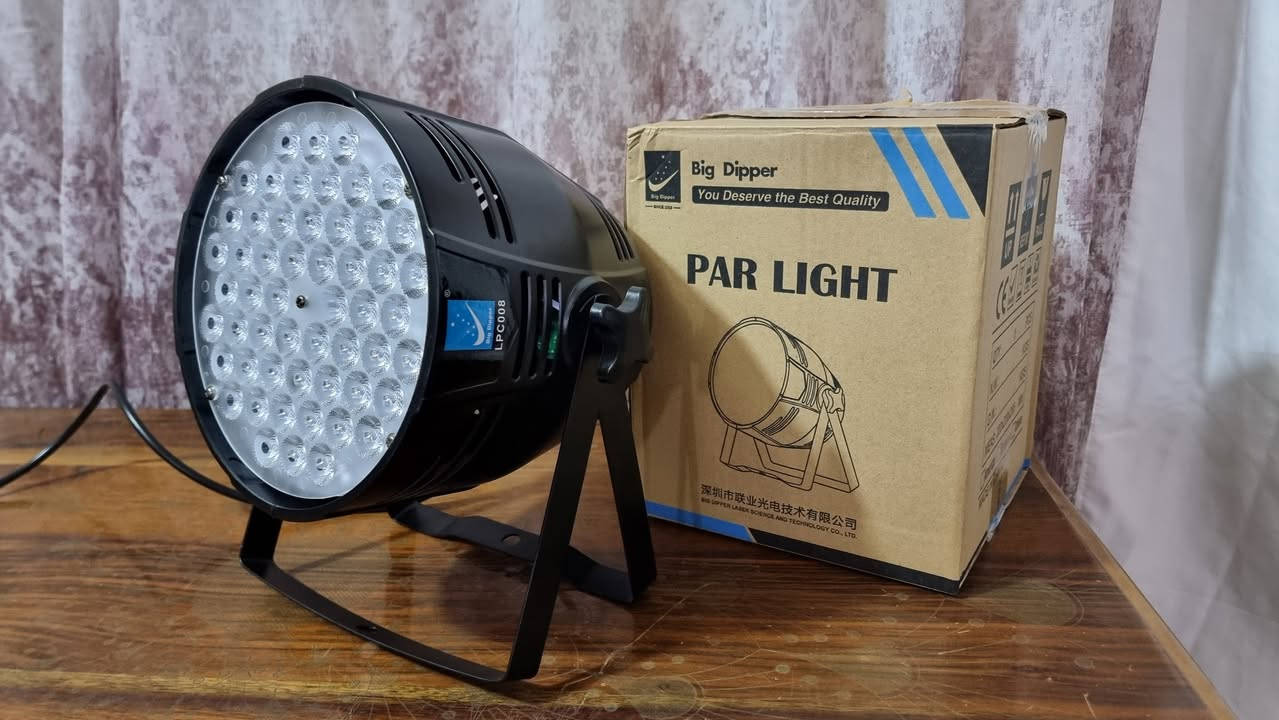 متوفر لد بار 100 واط RGB  قوة الدفع 40 متر  
جديد سعر الواحد 60 الف


**إذا كنت صاحب هذا الإعلان وتريد حذفه لأي سبب، رجاءا أرسل رسالة إلى الدعم الفني**