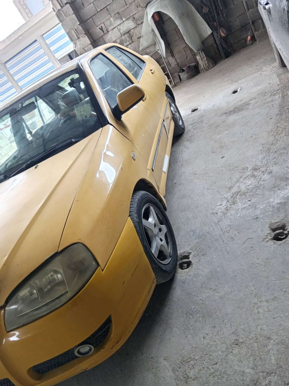 سلام عليكم عيني لبيع شيري كوين محوررر كوله 2011 بغداد مكان الانبار سعر 30 وبيه مجال ***********
