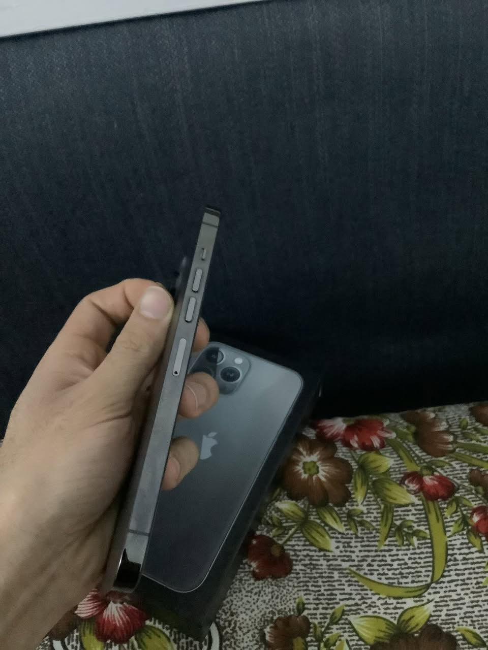 سلام عليكم  ايفون 13 برو ماكس نضافه بل 100 وتر بروف امريكي  بطاريه 87 ابلاد  جهاز زلق ما بي  يخبل  مخليلك بي لزكه كامره حمايه  وكفر  كلا جديد تاخذهن  انطيك ضمان   شهرين  اي قطعه مستبدله يرجع لماكن بصره المدينه بني منصور


**إذا كنت صاحب هذا الإعلان وتريد حذفه لأي سبب، رجاءا أرسل رسالة إلى الدعم الفني**