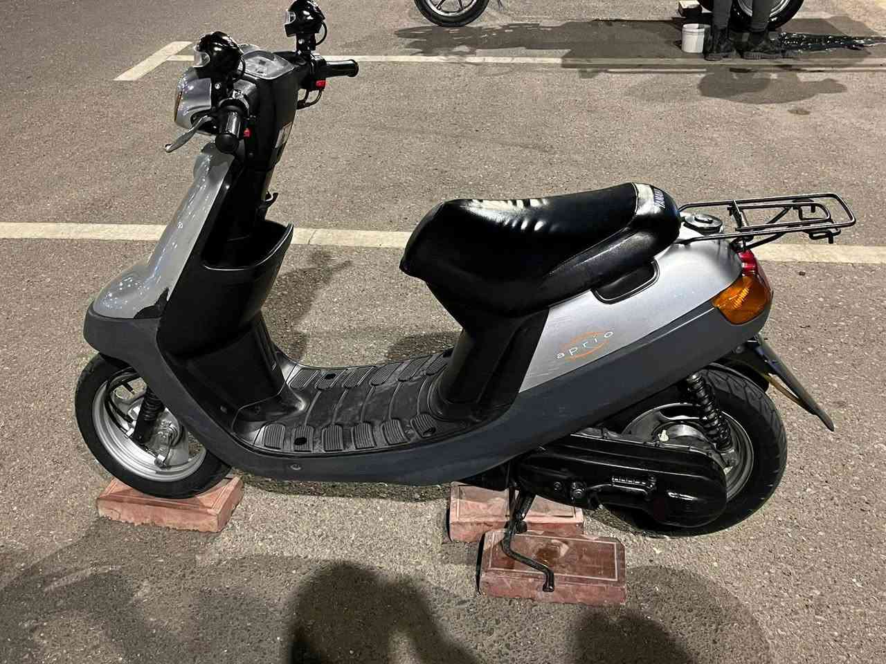 سلام عليكم عيني بطه للبيع ألفين و3 *********** سعر 750 وبيهة مجال
