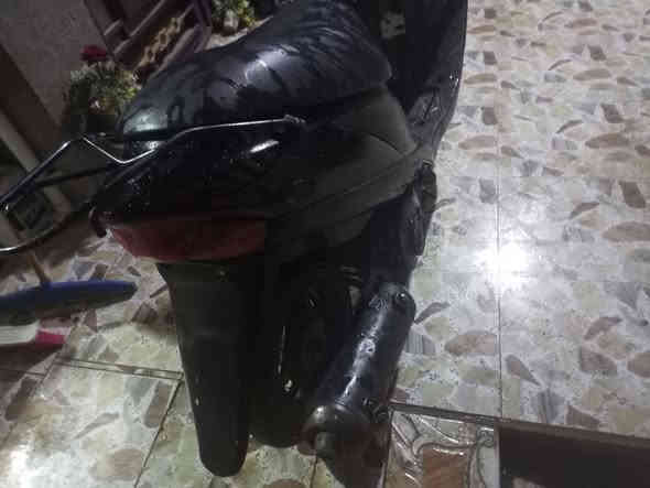 للبيع
ادرس ياباني 
دراجة شغالة من الالف للياء 
سلف هندر 
محرك ناعم لاتنقيص ولاتبخير
كهربائيات كاملة 
السعر 225
الشراي يتصل ***********
مكلف اني
