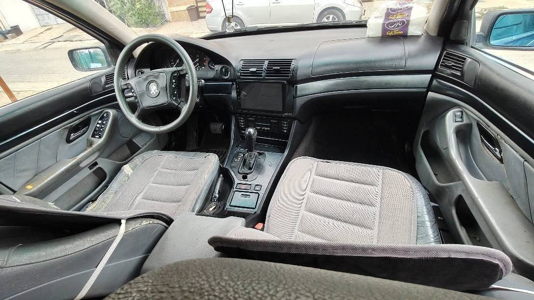 Bmw1997\528
سەنەوی ئەسڵلی و وەکالەت بۆ ئەکەم
فول فول مواسەفات 
موس بڕاوە دعم لێدران وەرگەڕاو بەشەرت
   گێرو مەکینە تەقەوڕەقەی بەشەرت
سعری 58 کەمێک مەجال شوێن هەولێر
گۆڕینەوەش ئاکەم لەسەر دڵگرتن أربيل, العراق


**إذا كنت صاحب هذا الإعلان وتريد حذفه لأي سبب، رجاءا أرسل رسالة إلى الدعم الفني**