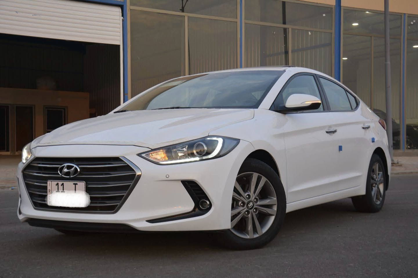 السلام عليكم 

النترا 2018 خليجي
 اخت الزيرو فول 1/1 عده البصمه ✅✅🔥🔥🔔✅

ماشيه 30 الف✅✅

السياره عل شرط بعدهه بفابلون الشركه ونايلون الشركه ✅

مواصفات السياره 🔥🔥✅

كشنات جلد اصلي 
فتحه سلايت  
فول تحكم استيرن
مري شفط وترحيب 
شاشه جبيره 
داخل صاج 
قطعتين تبريد 
نضام سبورت 
حساس اصلي 
ويل 16 تخم تاير جديد والسبير منازل 
يدات نيكل 
محرك 2000 دوش 
اربعه دسك 
السياره جديده كفاله عامه من كولشي🔥🔥✅
هزه وسنويه جديده بسمي 

مكان السياره بغداد 

السعر :: اطلبه بالتعليقات يصلك خاص 📩✅

رقمي ***********
.
. ✅تابع الصفحه بيه سيارات معروضه 😍😍✅
