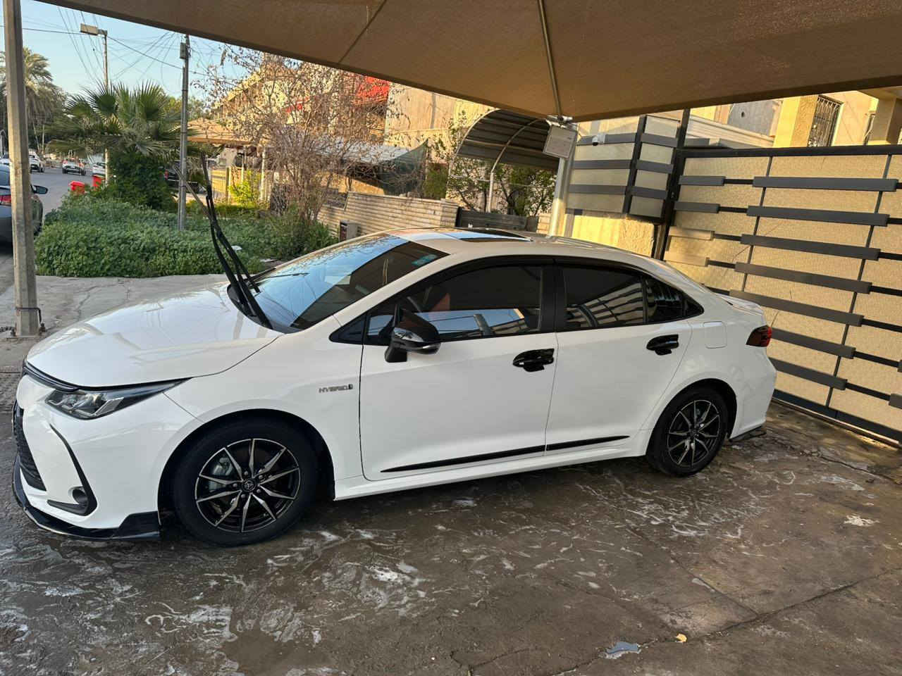 تويوتا كورولا2023 شكل الخليجي ماشيه 71الف 

محرك 1800 هايبرد 

تبريد قطعتين

مواصفات :

بصمه + بصمه ابواب 

فتحه 

سبايدر 

كشنات جلد اسود موروني

رادار + تحديد مسار + قيادة ذاتية

هاند بريك كهربائي + لايت زينون

عداد ديجيتال

درايف مود + أوتو هولد

فل سيستم إيرباك + مانع تصادم + مانع انزلاق

رقم بغداد باسمي السعر 138 وبيه مجال قليل 

عنوان بغداد المحموديه ***********
