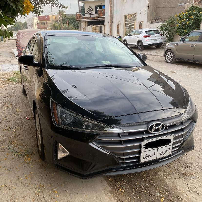 النترا 2019 امريكي مكينه 2000 دوش كير ATM سيارة حادثهه نص باب نص جاملغ خلف السائق بدون ايرباك
سيارة نظيفه جداً ماشية 46000 ميل 
السعر 138 وبيهه مجال 
للاستفسار الاتصال ***********
